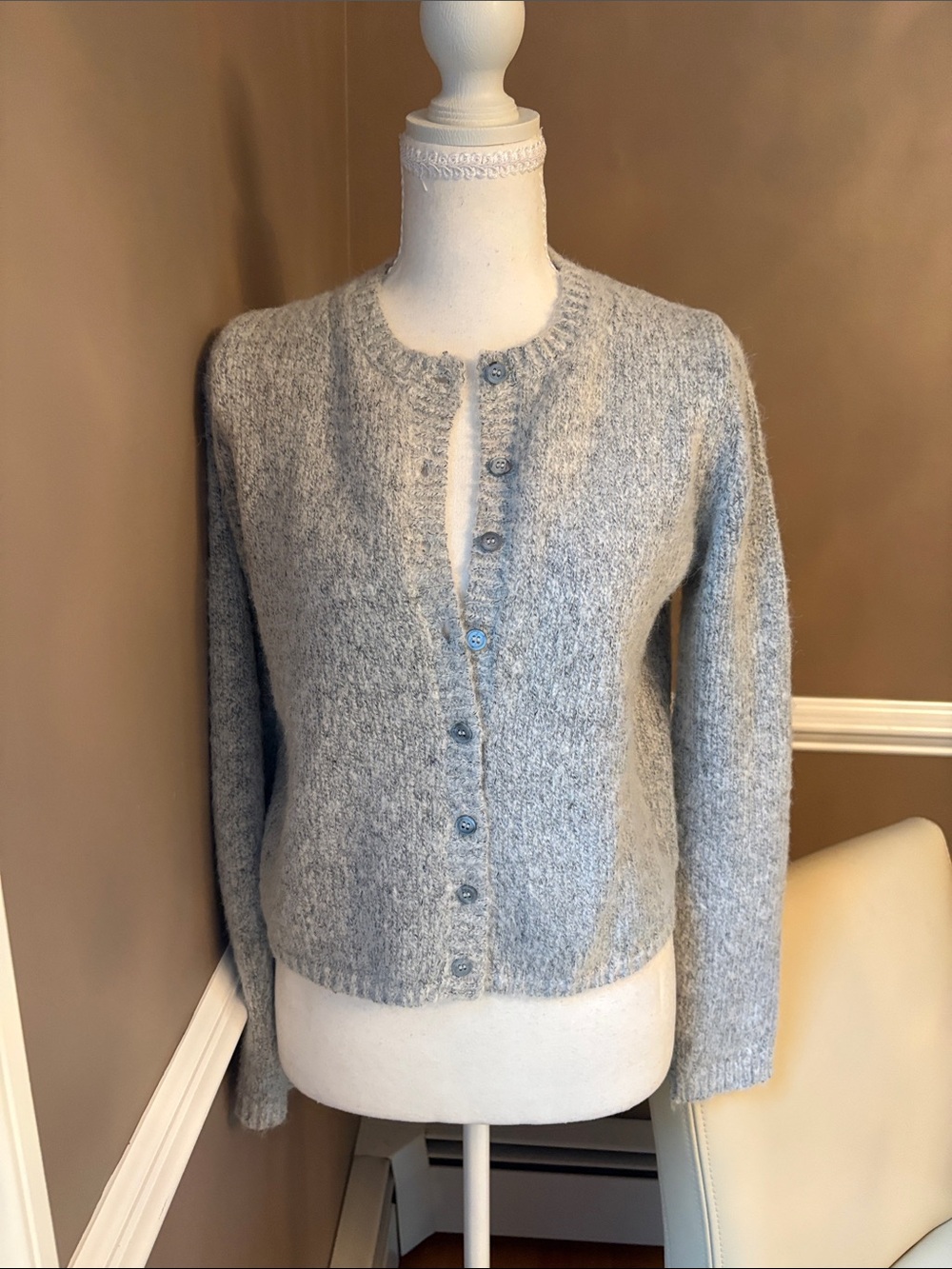 House of Harlow 1960 Heather Light Gray Button-Up Cardigan